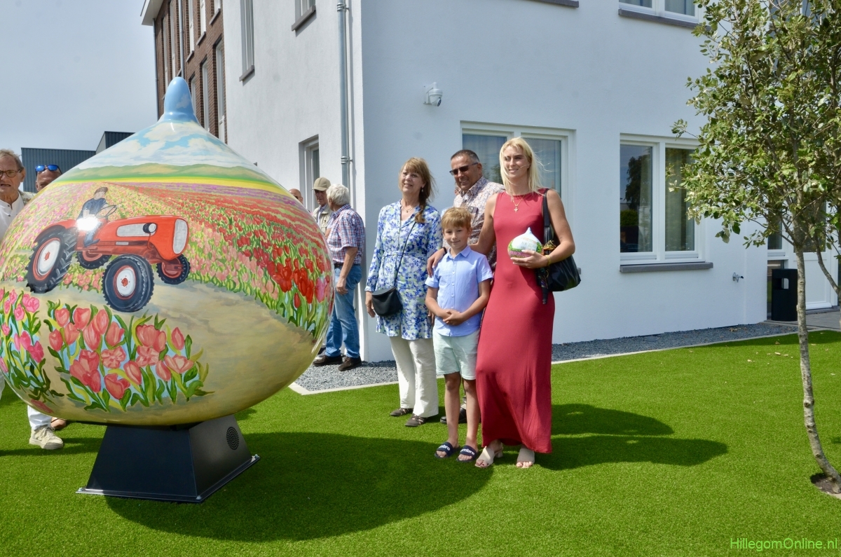 Onze reuzenbol: trots op de Bollenstreek